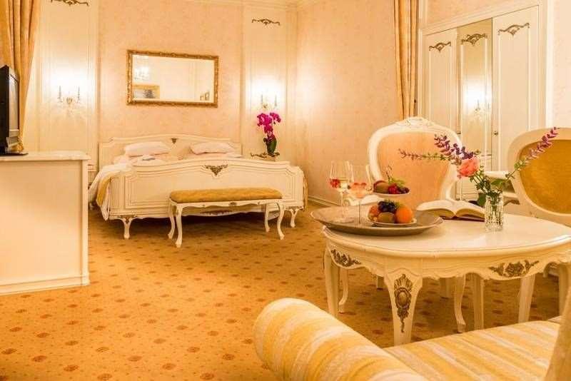 Schlosshotel Roemischer Kaiser Wien Phòng bức ảnh